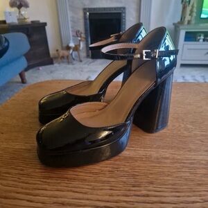 New Look Glossy Black Platform Heels